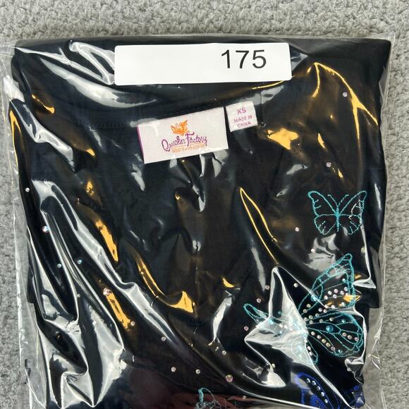 Quacker Factory Short Sleeve Pullover Shirt Black Blue Butterflies Size XS - Picture 8 of 8